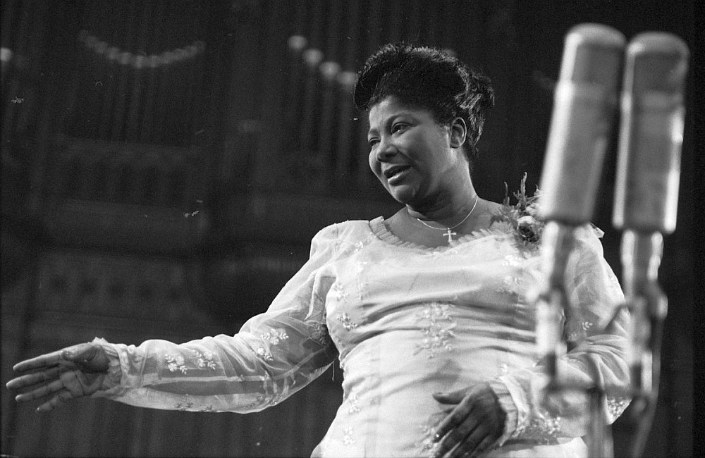 Mahalia Jackson, 1961. ETH-Bibliothek Zürich, Bildarchiv / Fotograf: Comet Photo AG (Zürich)  CC