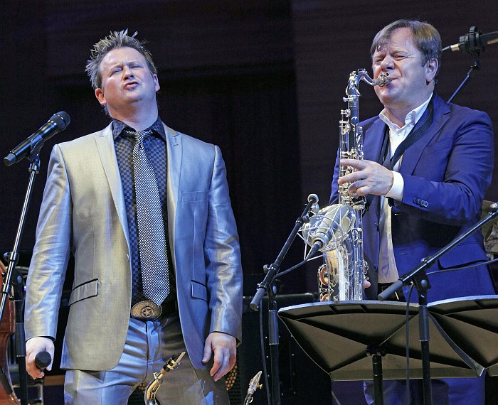 Johnny Rogers, Igor Butman (photo © Vladimir Korobitsyn)