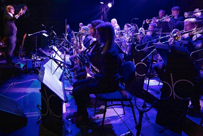 Espoo Big Band (photo © Ralph Dombrovsky)