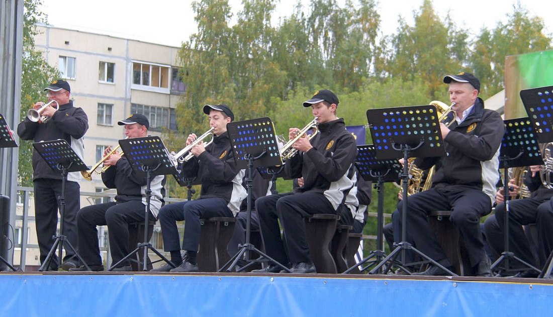 Тихвинский духовой оркестр