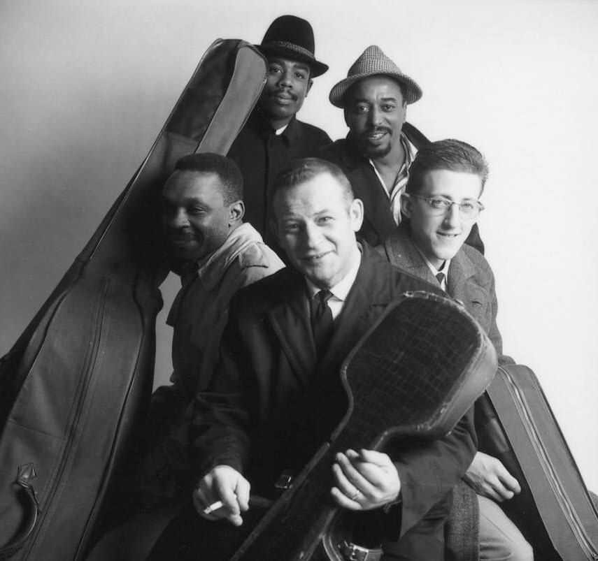 Chico Hamilton Quintet, 1958: вверху Эрик Долфи и Чико Хэмилтон